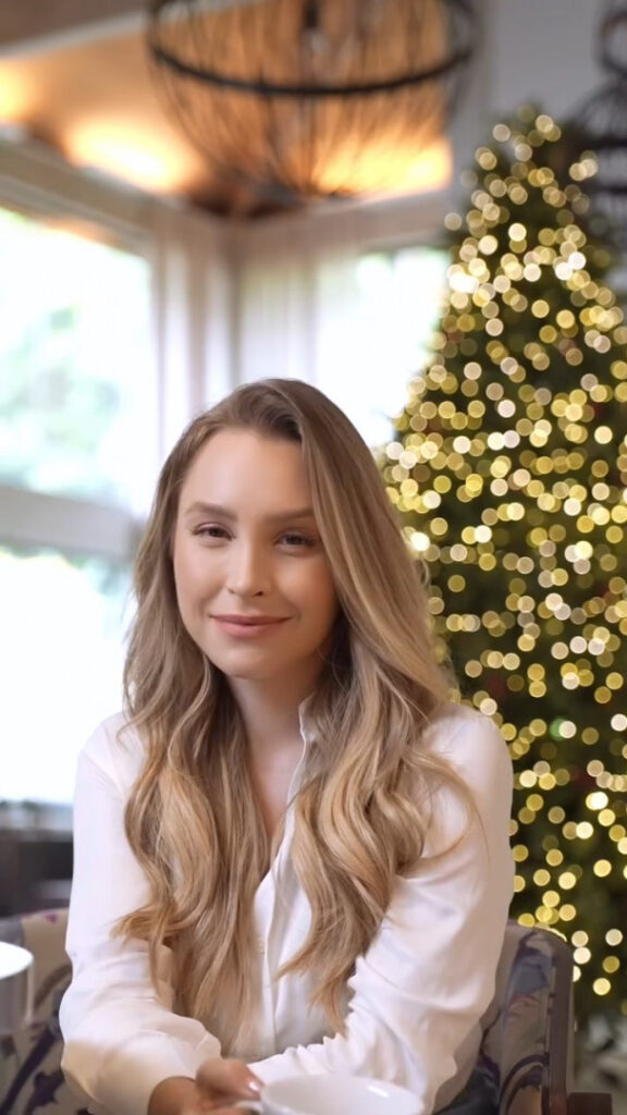 Brazil – Celeb – Carla Diaz – Nude Leaks