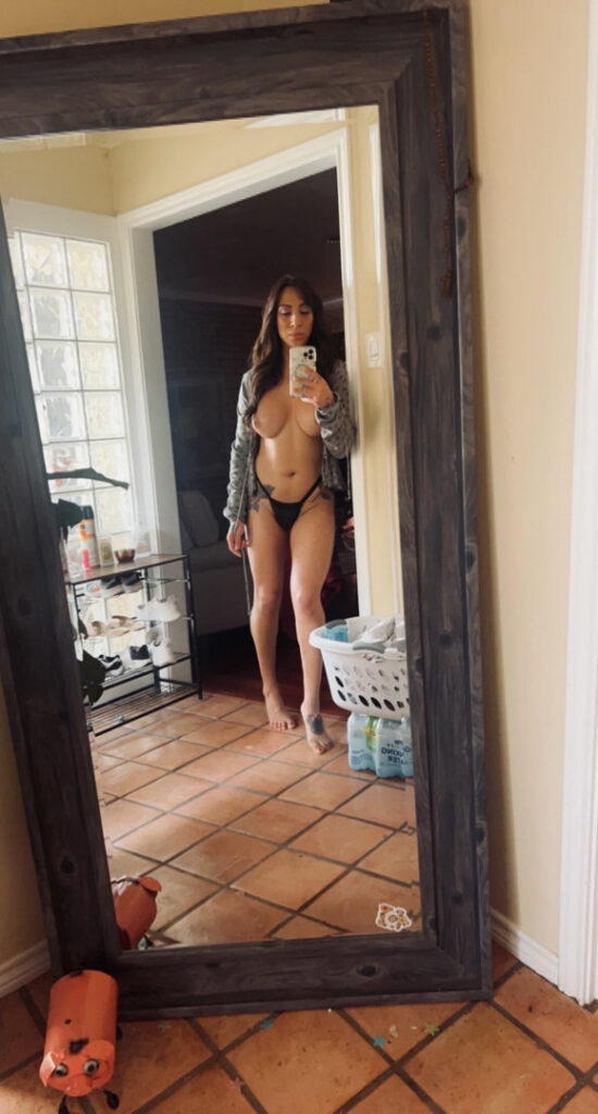 OnlyFans – Trans – MILF – Latina – Carlyna Moore – Nude Leaks