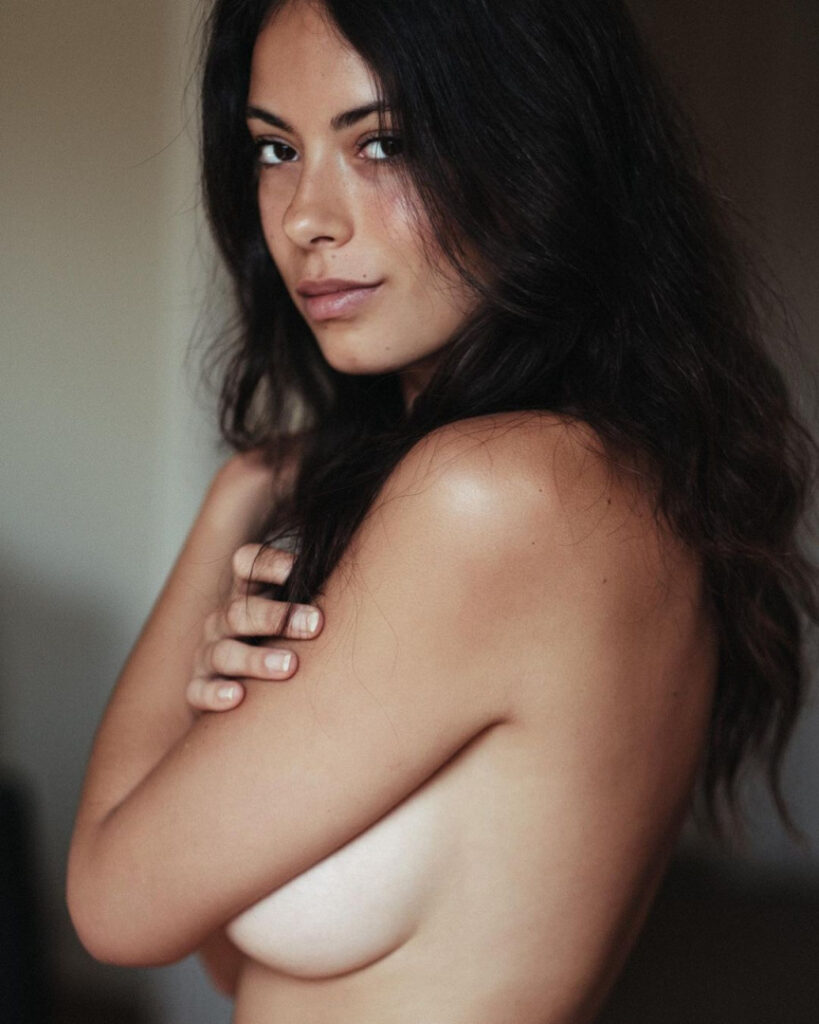 Instagram – Caroline Podlewski – Nude Leaks