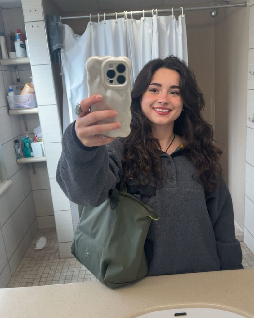 TikTok – Cat Corkery / catherinelikescats / burgerpanties67 / cat.corkery / catspamsalot – Nude