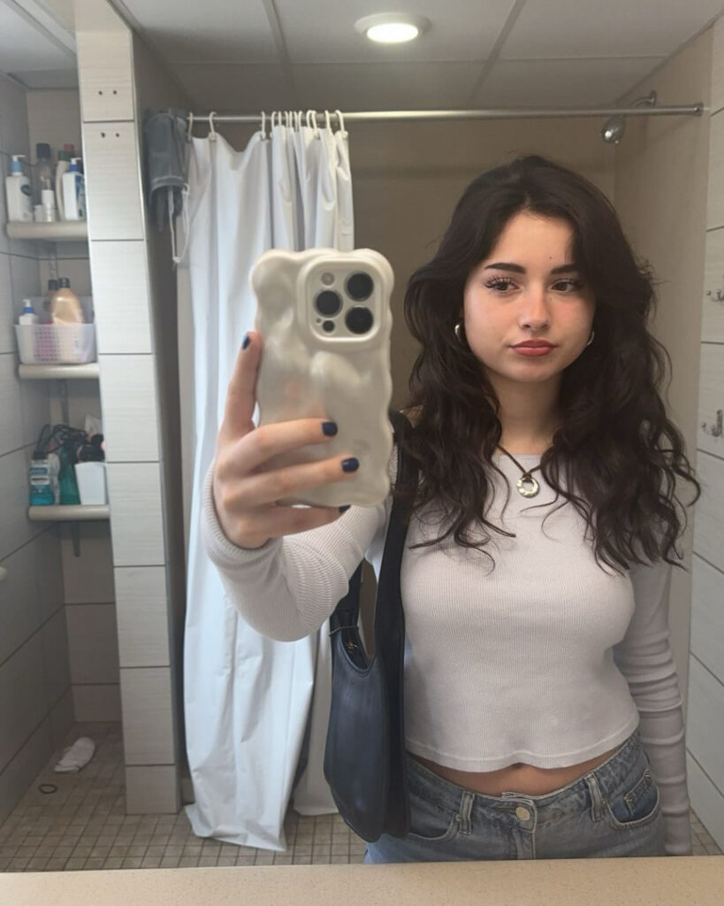 TikTok – Cat Corkery / catherinelikescats / burgerpanties67 / cat.corkery / catspamsalot – Nude