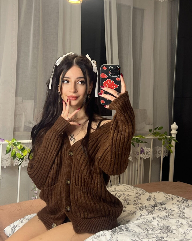 OnlyFans – Instagram – Cosplay – Cata Leyah / cata.leyah / cataleyah_ / leyahcata – Nude Leaks