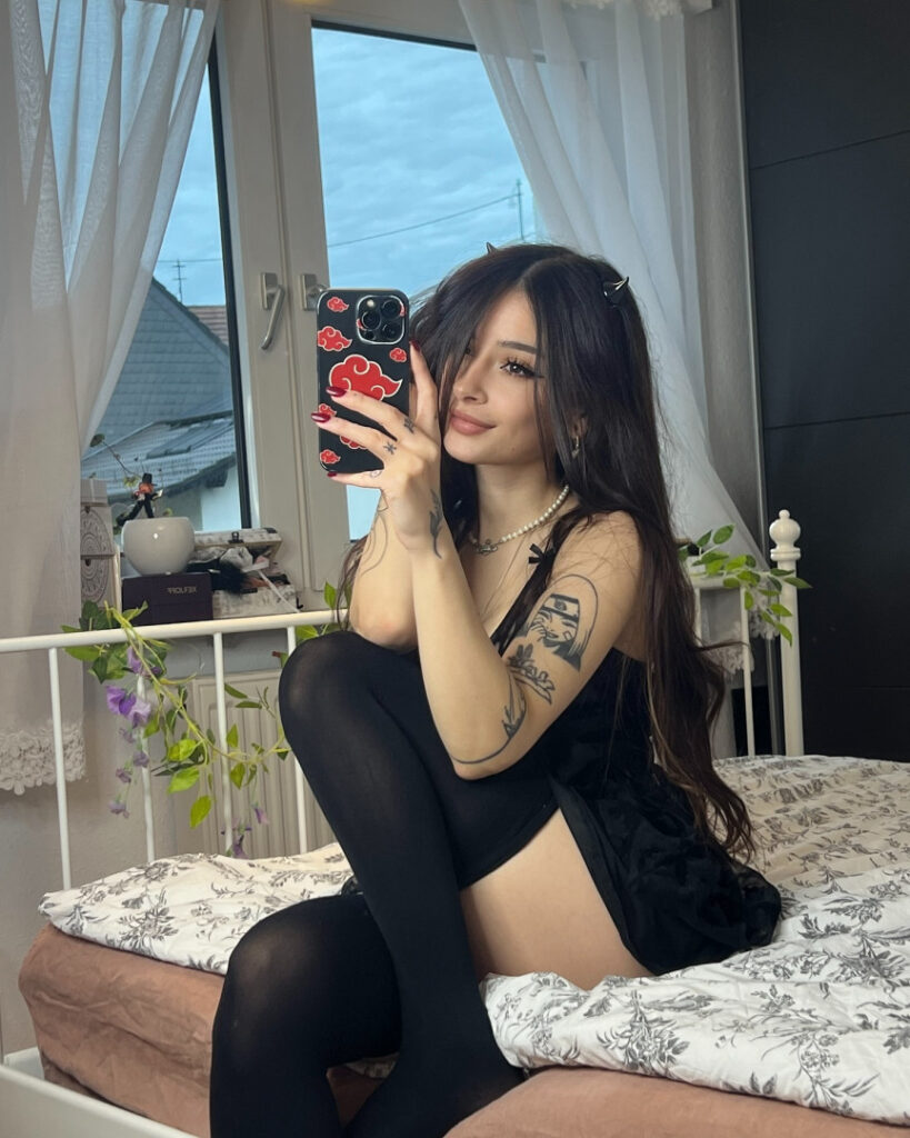 OnlyFans – Instagram – Cosplay – Cata Leyah / cata.leyah / cataleyah_ / leyahcata – Nude Leaks