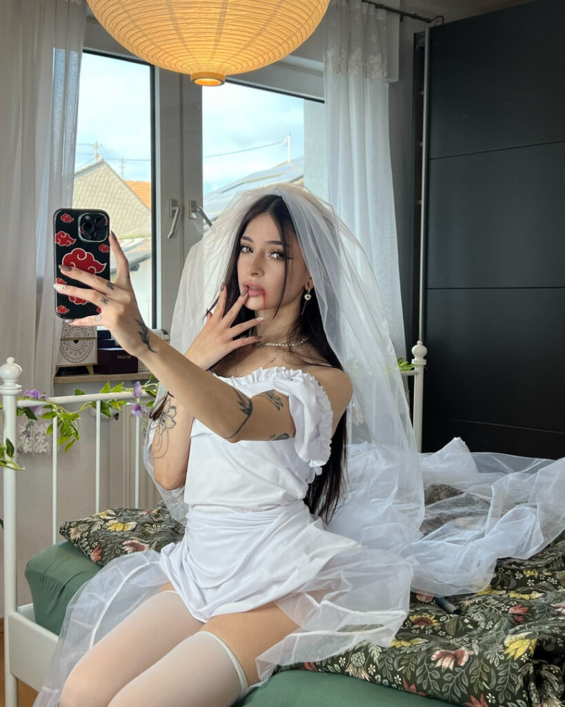 OnlyFans – Instagram – Cosplay – Cata Leyah / cata.leyah / cataleyah_ / leyahcata – Nude Leaks