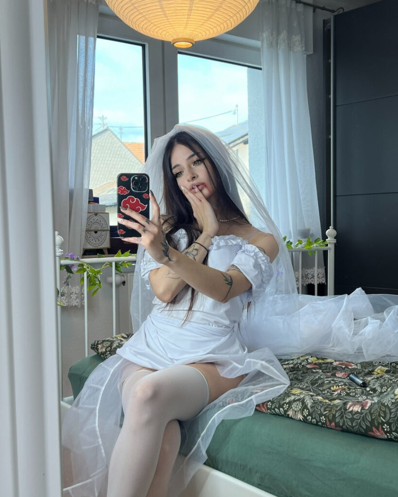 OnlyFans – Instagram – Cosplay – Cata Leyah / cata.leyah / cataleyah_ / leyahcata – Nude Leaks