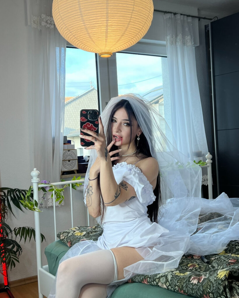 OnlyFans – Instagram – Cosplay – Cata Leyah / cata.leyah / cataleyah_ / leyahcata – Nude Leaks