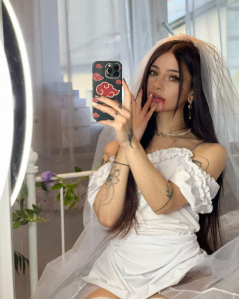 OnlyFans – Instagram – Cosplay – Cata Leyah / cata.leyah / cataleyah_ / leyahcata – Nude Leaks