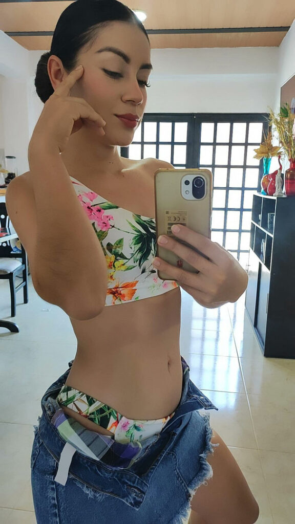 OnlyFans – Latina – Catalina cruz (kathamtb) – Nude Leaks