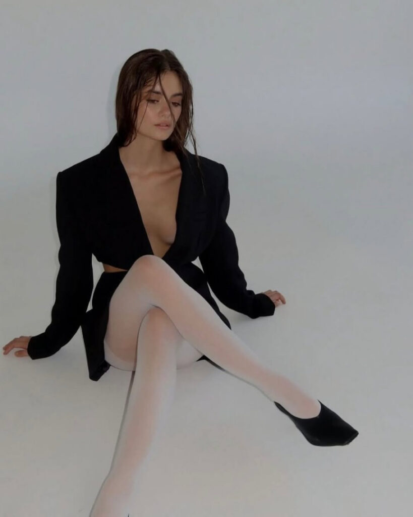 Instagram – Cate Collins – Nude Leaks