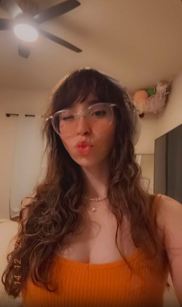 Twitch – Catlyn Crespo – Nude