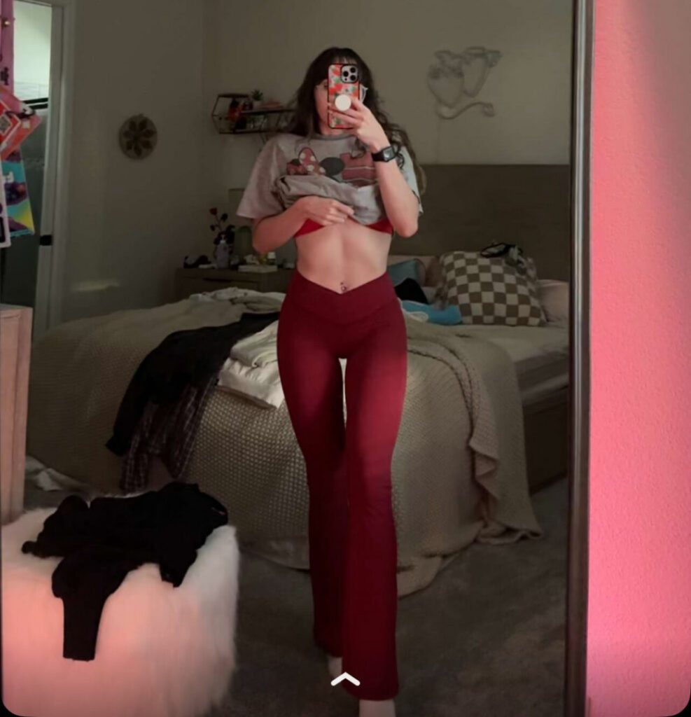 Twitch – Catlyn Crespo – Nude