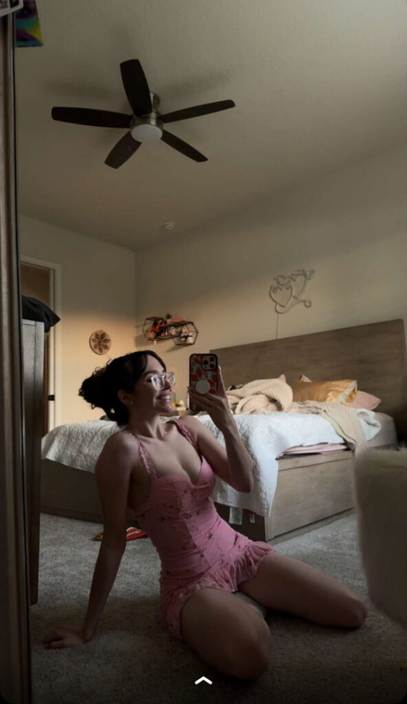 Twitch – Catlyn Crespo – Nude