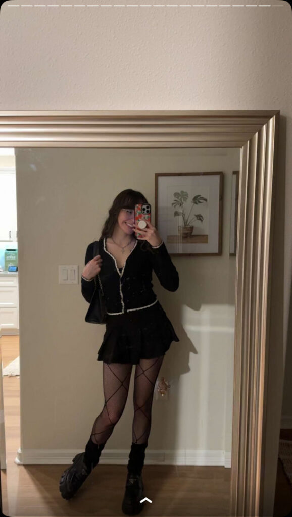 Twitch – Catlyn Crespo – Nude