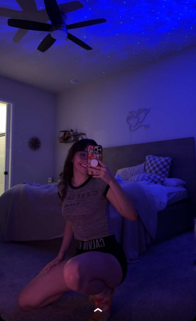 Twitch – Catlyn Crespo – Nude