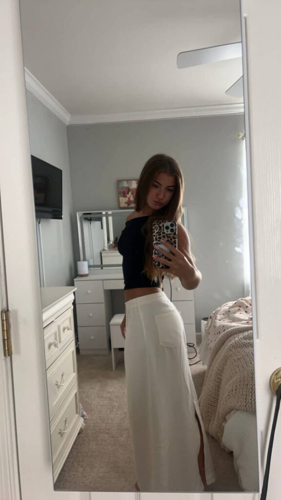 TikTok – Instagram – Professional Sites – Cecilia Dalfonso – Nude Leaks