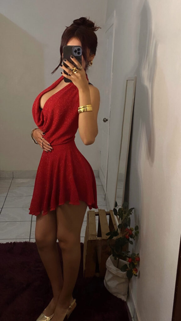 Instagram – Celeste.css – Nude