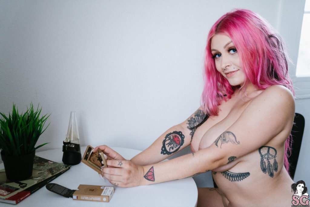 OnlyFans – ManyVids – Chalkmoon chalkdabs chalksuicide – Nude