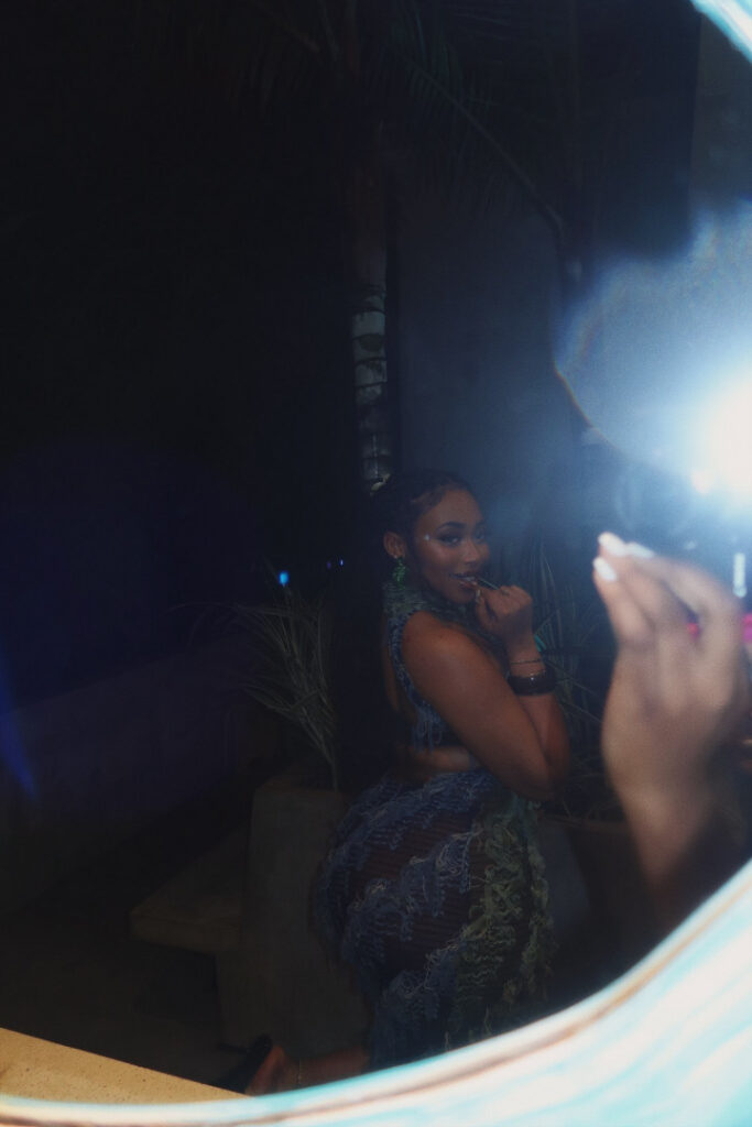 Instagram – Ebony – Chaotic Allure – Nude