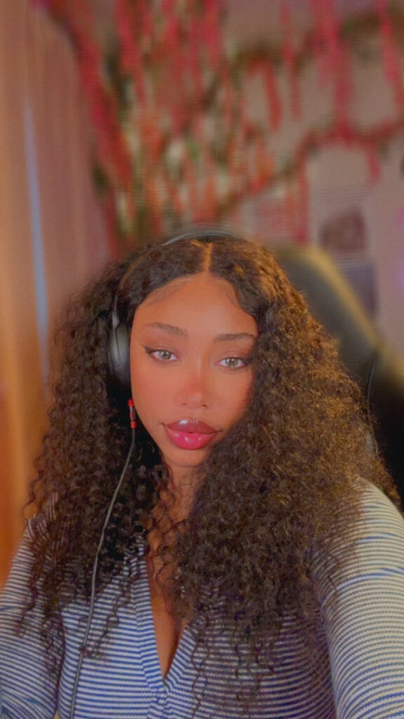 Instagram – Ebony – Chaotic Allure – Nude