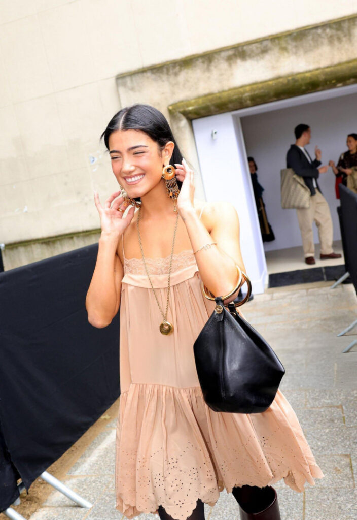 TikTok – Charli D’Amelio / Charli Damelio – Nude