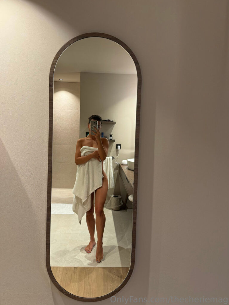 OnlyFans – Cam Girls – Cheriefatale – Nude