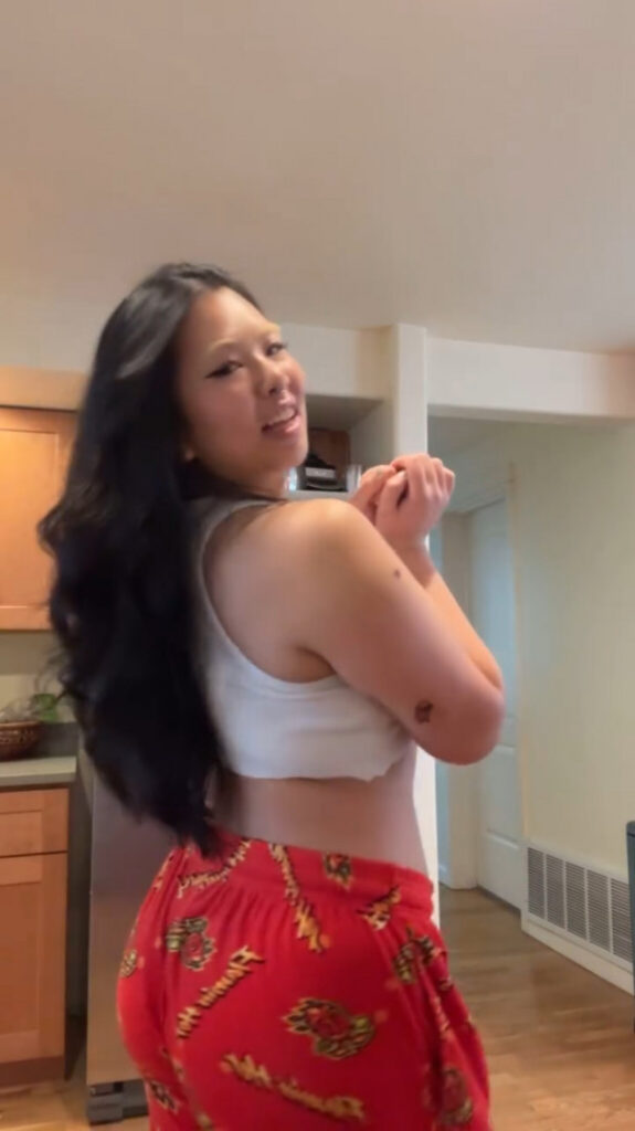 Youtube – TikTok – Instagram – Chloroblasts – Nude Leaks