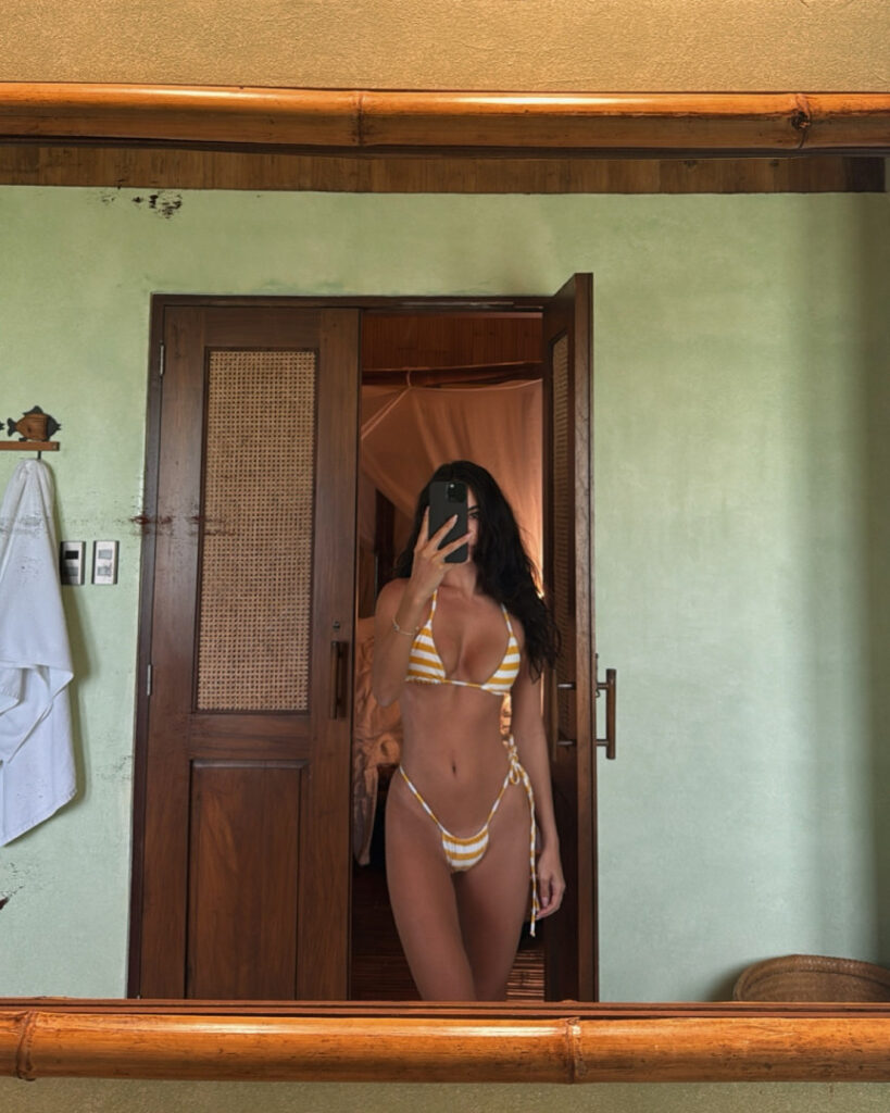 Instagram – Christina Nadin – Nude