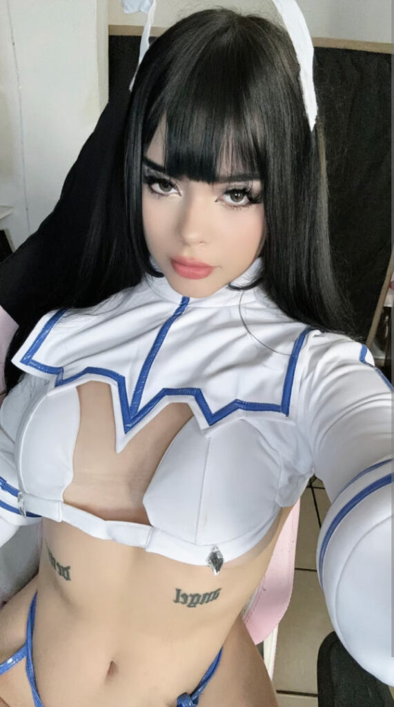 Instagram – T H I C C – Chxrryxblossom – Nude