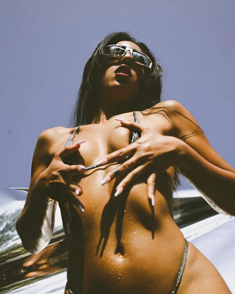 OnlyFans – Claire Black – Nude Leaks