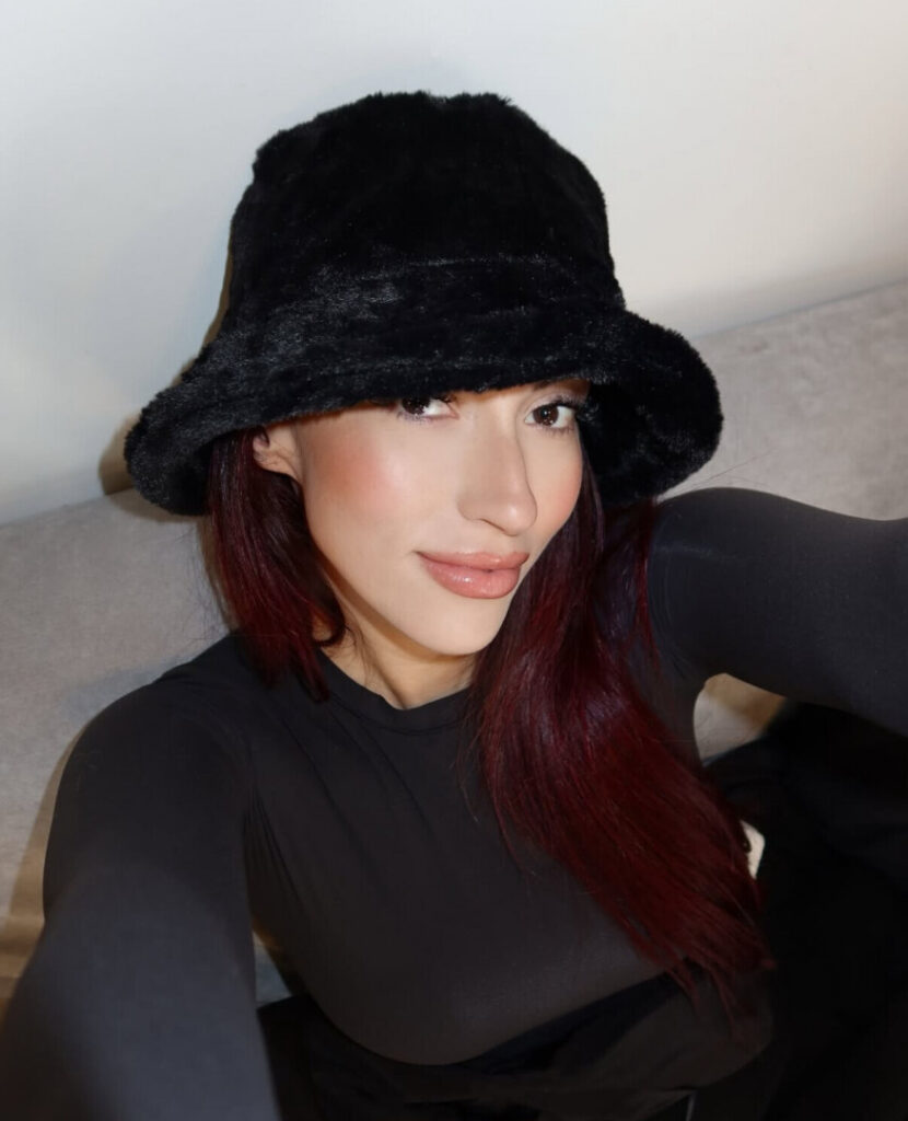 Twitch – Clara Gomez/ Claraatwork – Nude