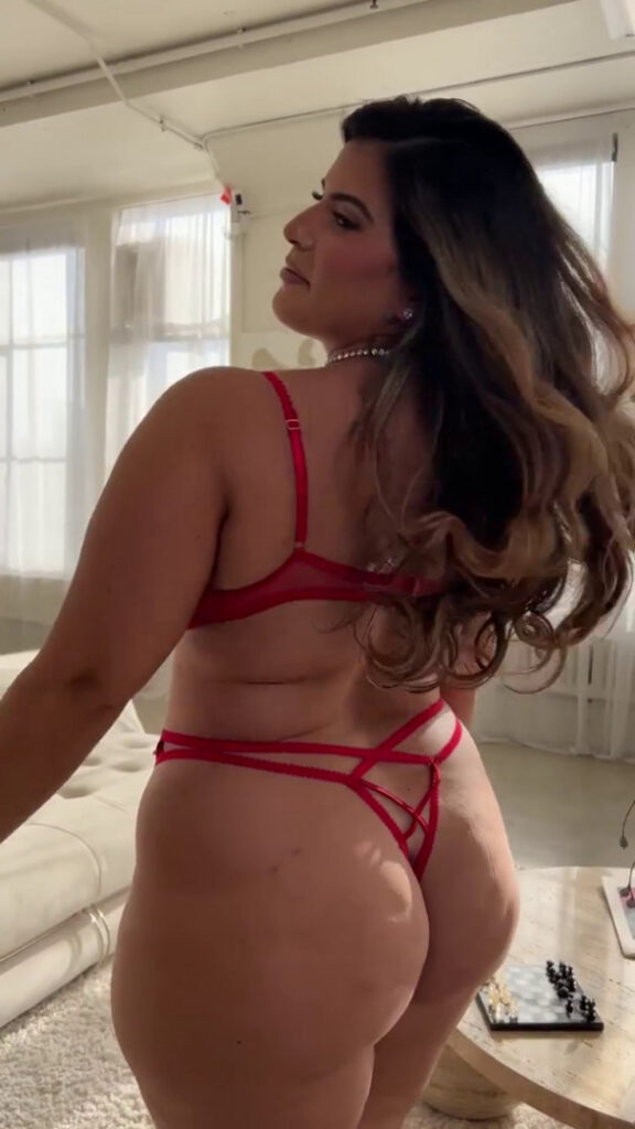 OnlyFans – Instagram – T H I C C – Claudia Rojas – Nude