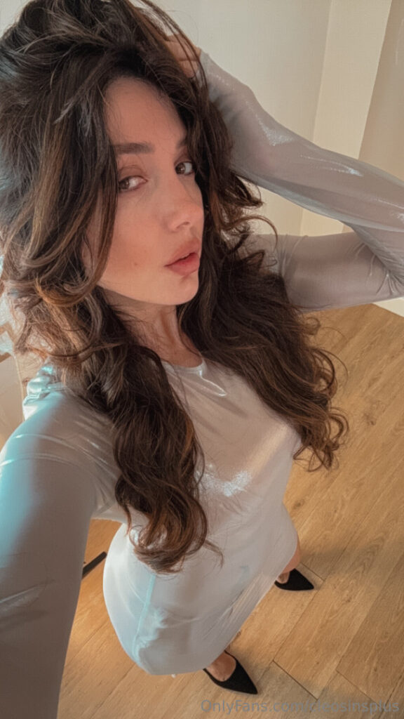 Cam Girls – T H I C C – Cleopatra_Sinns – Nude