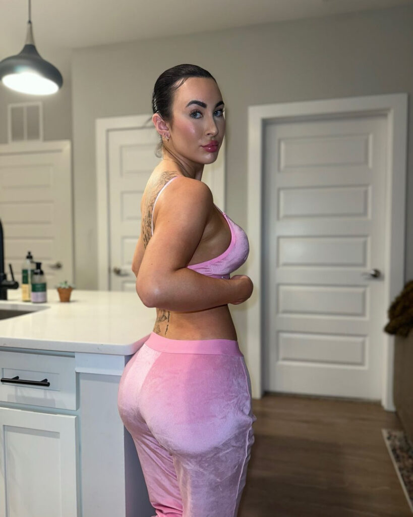 Instagram – cloprevo / clo – Nude