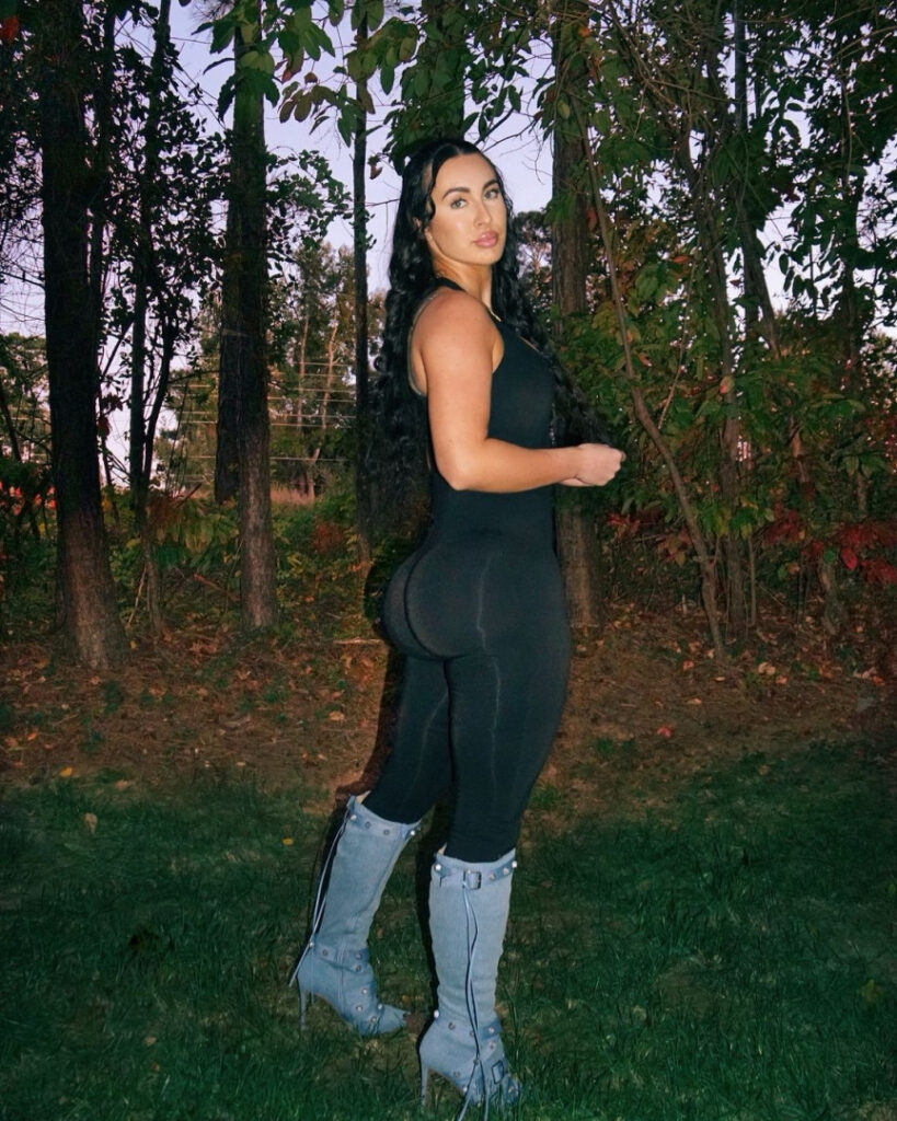 Instagram – cloprevo / clo – Nude