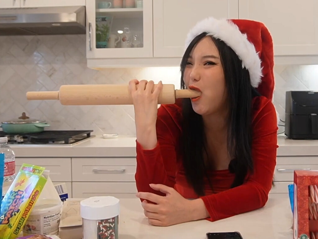 Twitch – Asian – Codemiko / Youneh – Nude