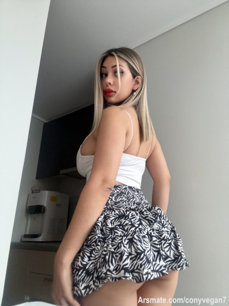 OnlyFans – Latina – Conyvegan – Nude Leaks