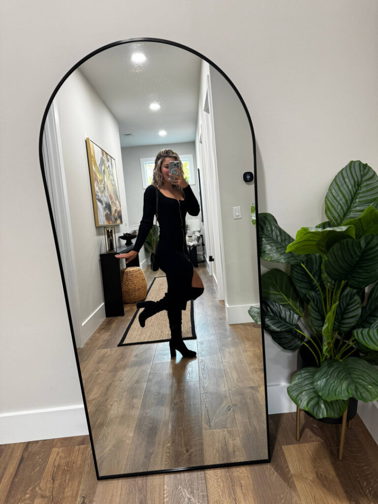 TikTok – Corina_907 | Corinna Layton – Nude