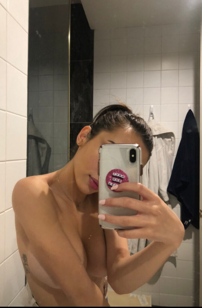 OnlyFans – Crybabycay  Undergraduate – Nude Leaks