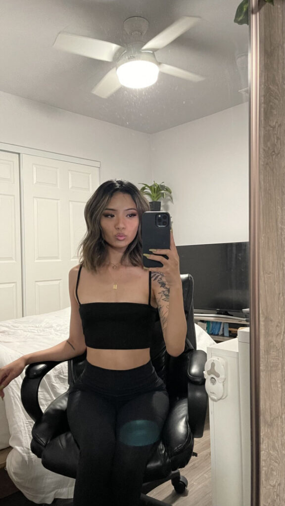 OnlyFans – Asian – Crybabyiris – Nude