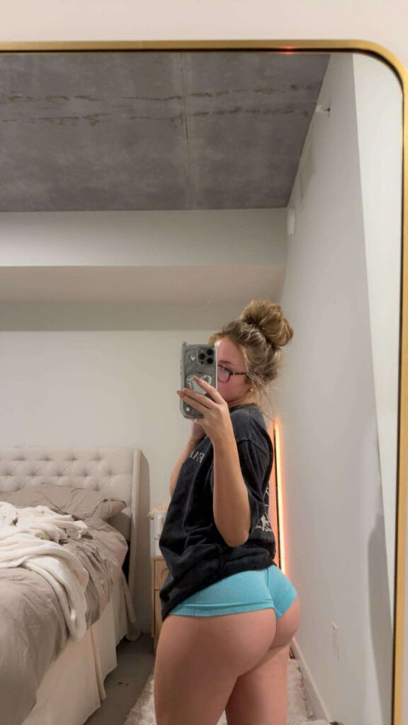 OnlyFans – Instagram – Cultureburns – Nude