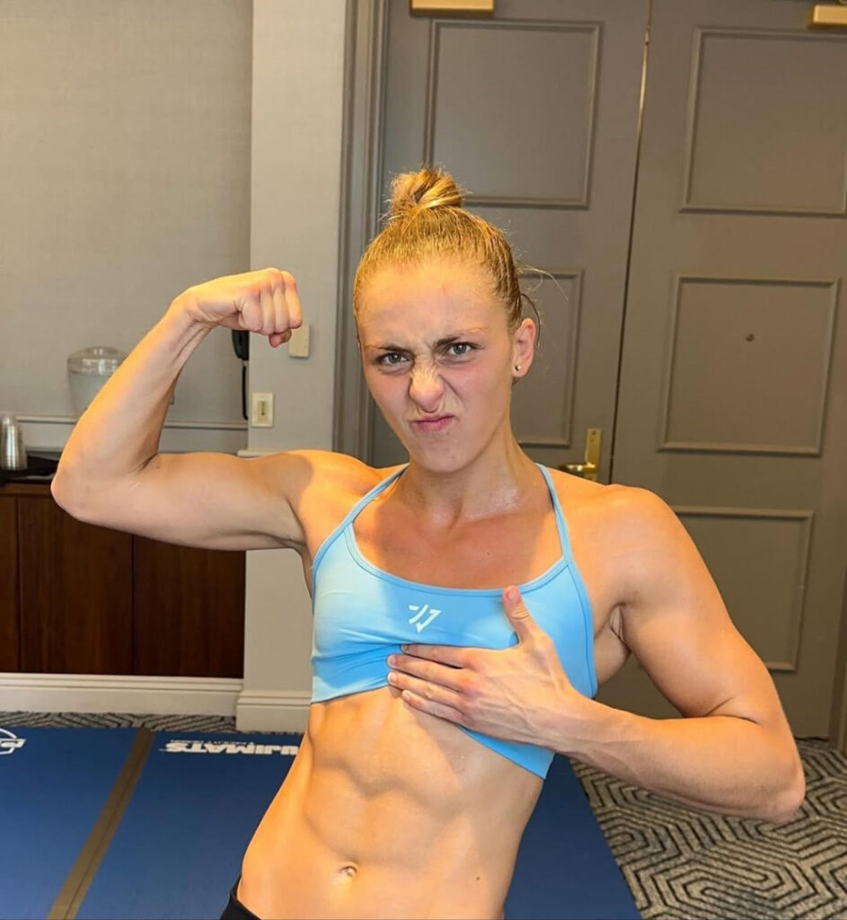 Instagram – Dakota Ditcheva – Nude