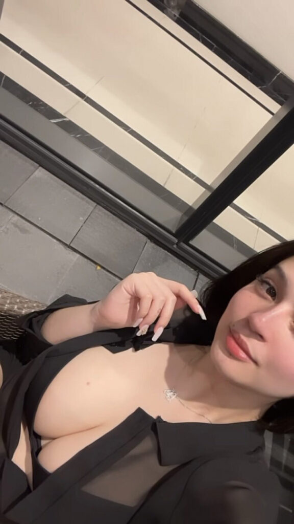 Dambie – Nude Leaks