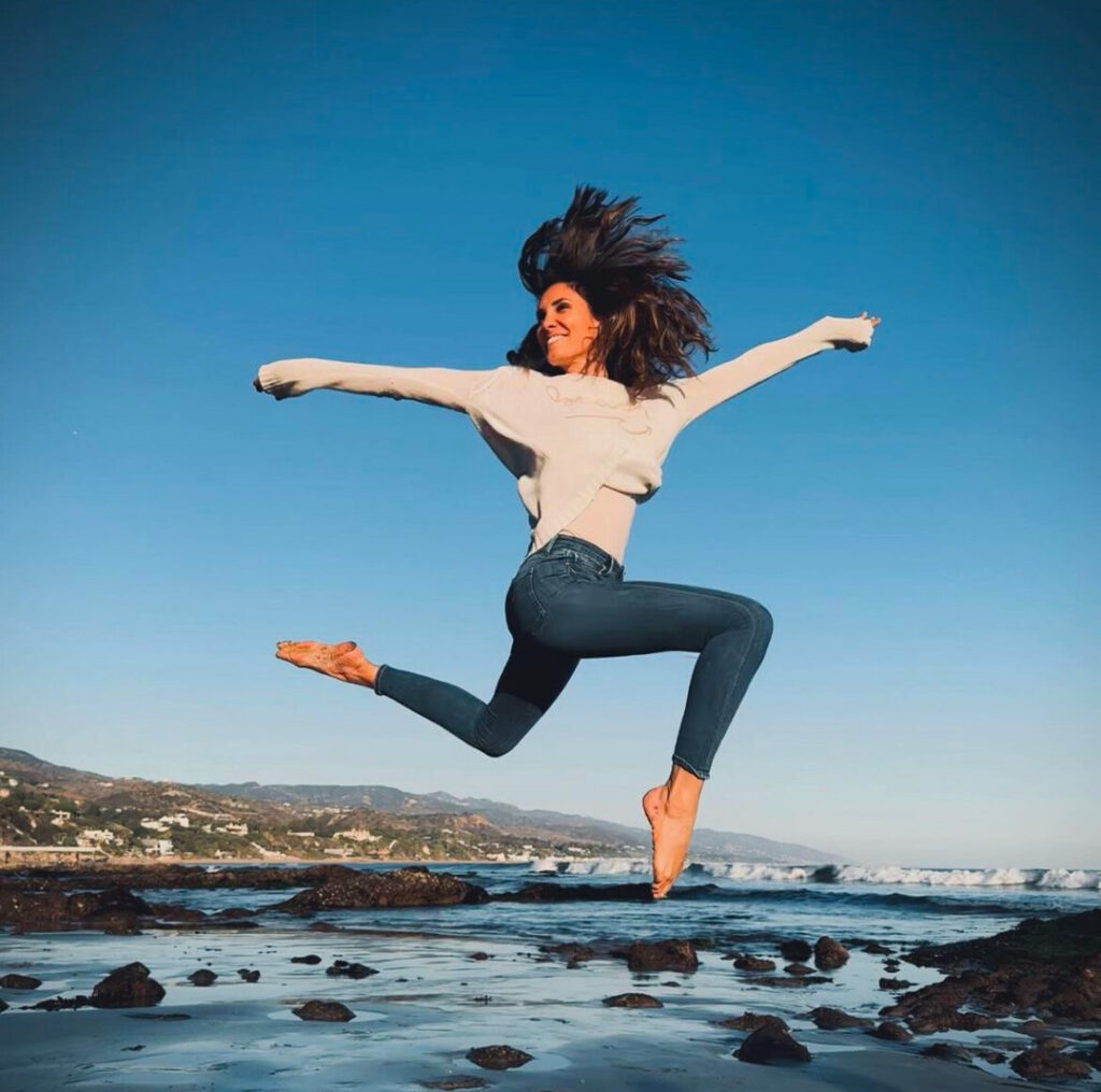 Celeb – Daniela Ruah – Nude