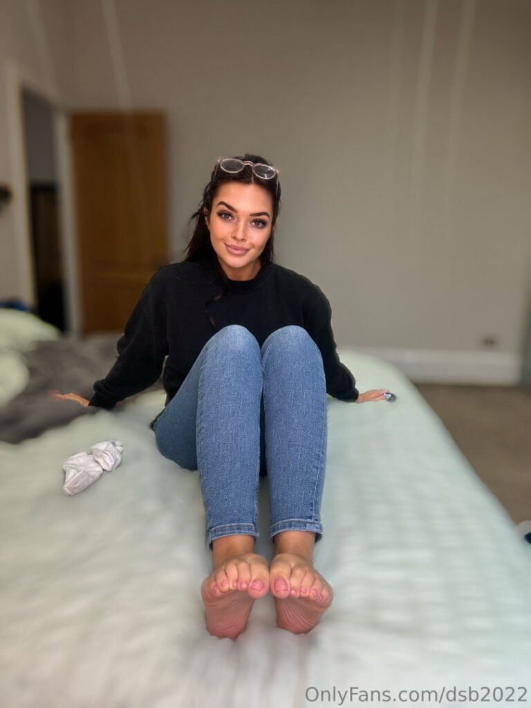 OnlyFans – Feet – Danielle / dsb2022 – Nude Leaks