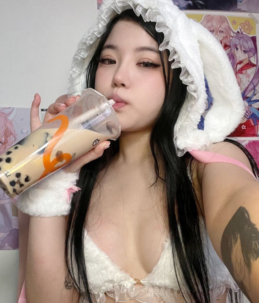 Patreon – Twitch – Daph (ASMR) – Nude Leaks