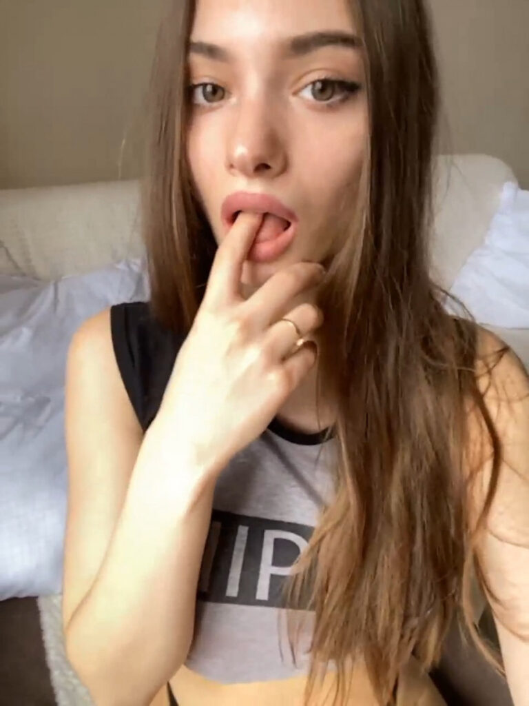 Cam Girls – dark-secret/dark_secret/your-fairy – Nude