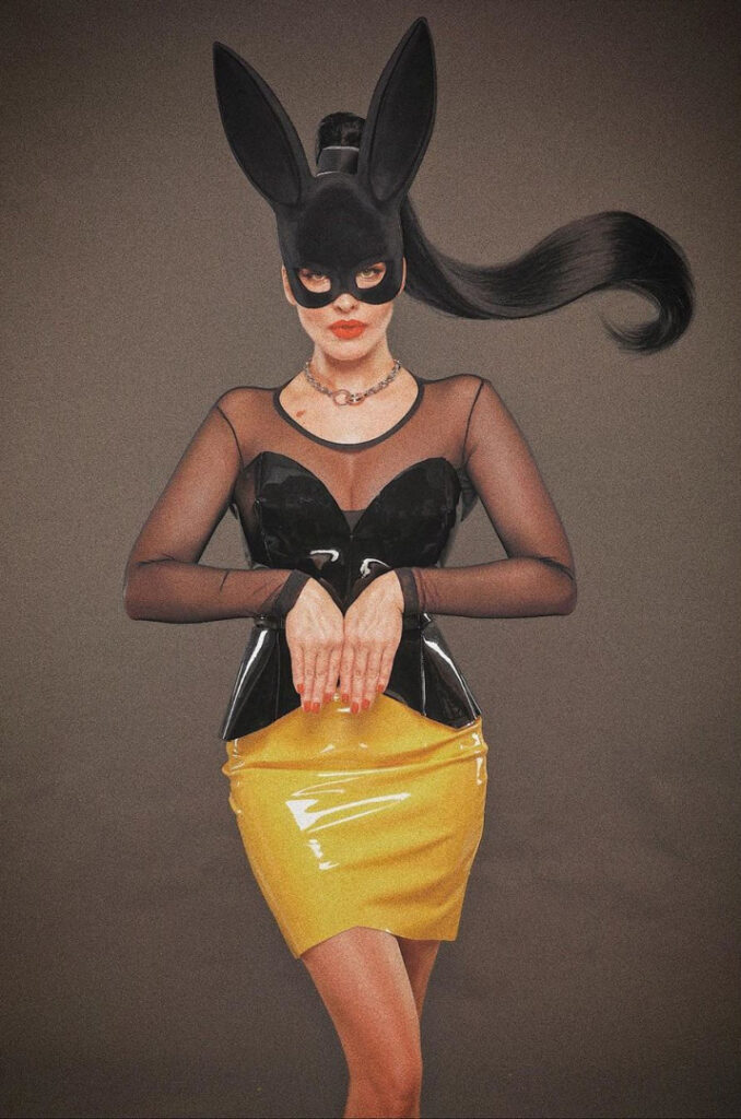 Celeb – MILF – Dasha Astafieva – Nude