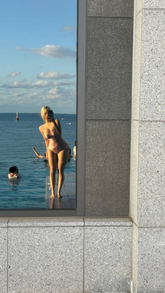 Instagram – T H I C C – Asian – DDUEN2 – Nude