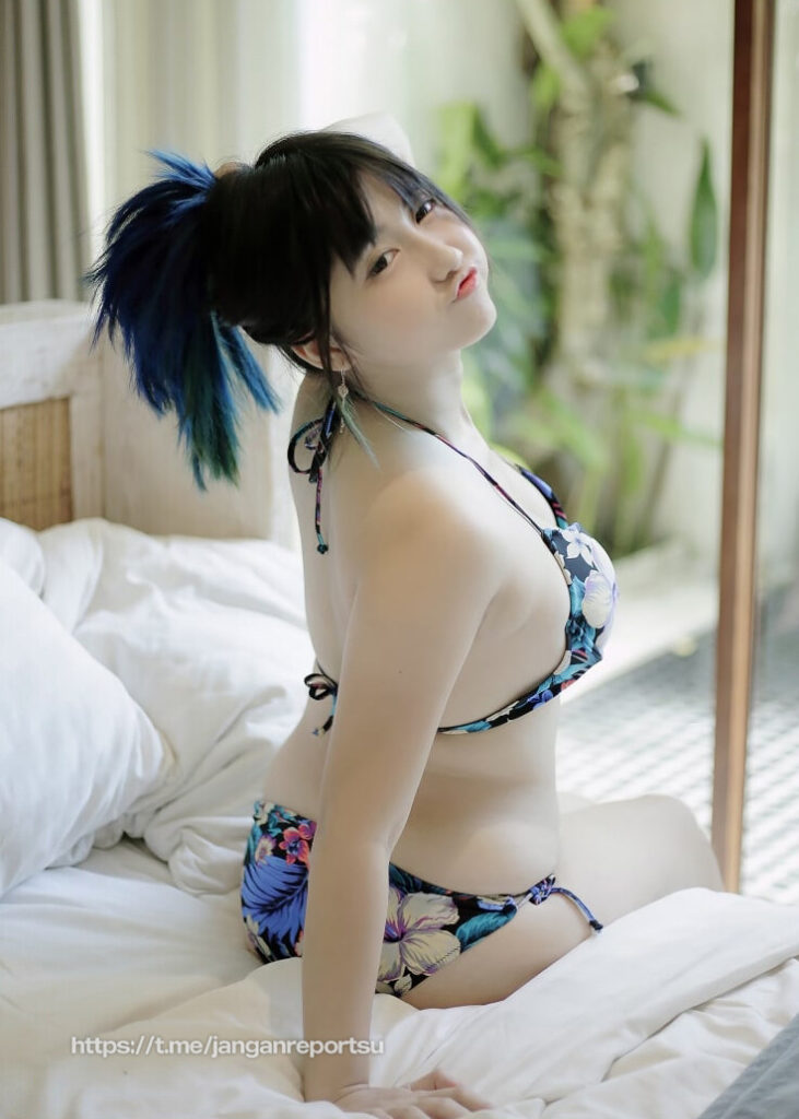 Instagram – Asian – Indonesian – Dea Marella (@deamarella33) – Nude