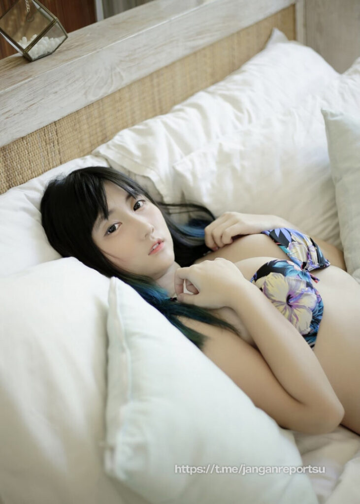 Instagram – Asian – Indonesian – Dea Marella (@deamarella33) – Nude